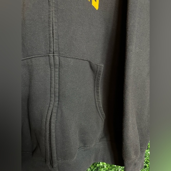 Vintage NFL Pittsburg Steelers Full Zip Hooded Jacket - Picture 4 of 9